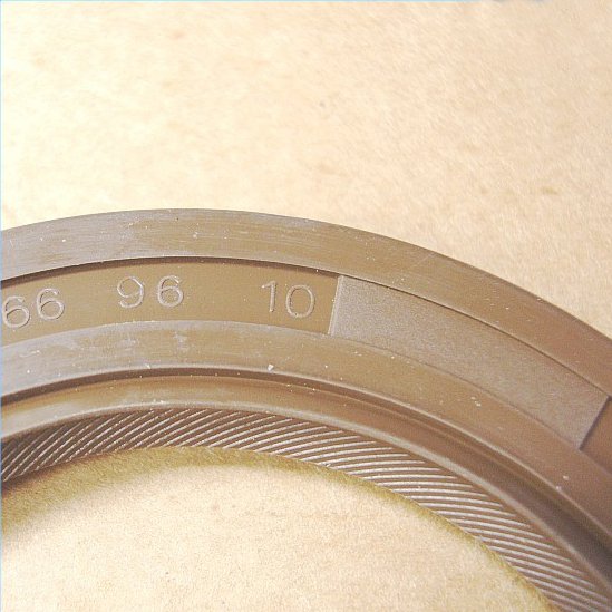 conew_东风天龙 贯通轴油封 66-96-10 252hs01-02067 (5)