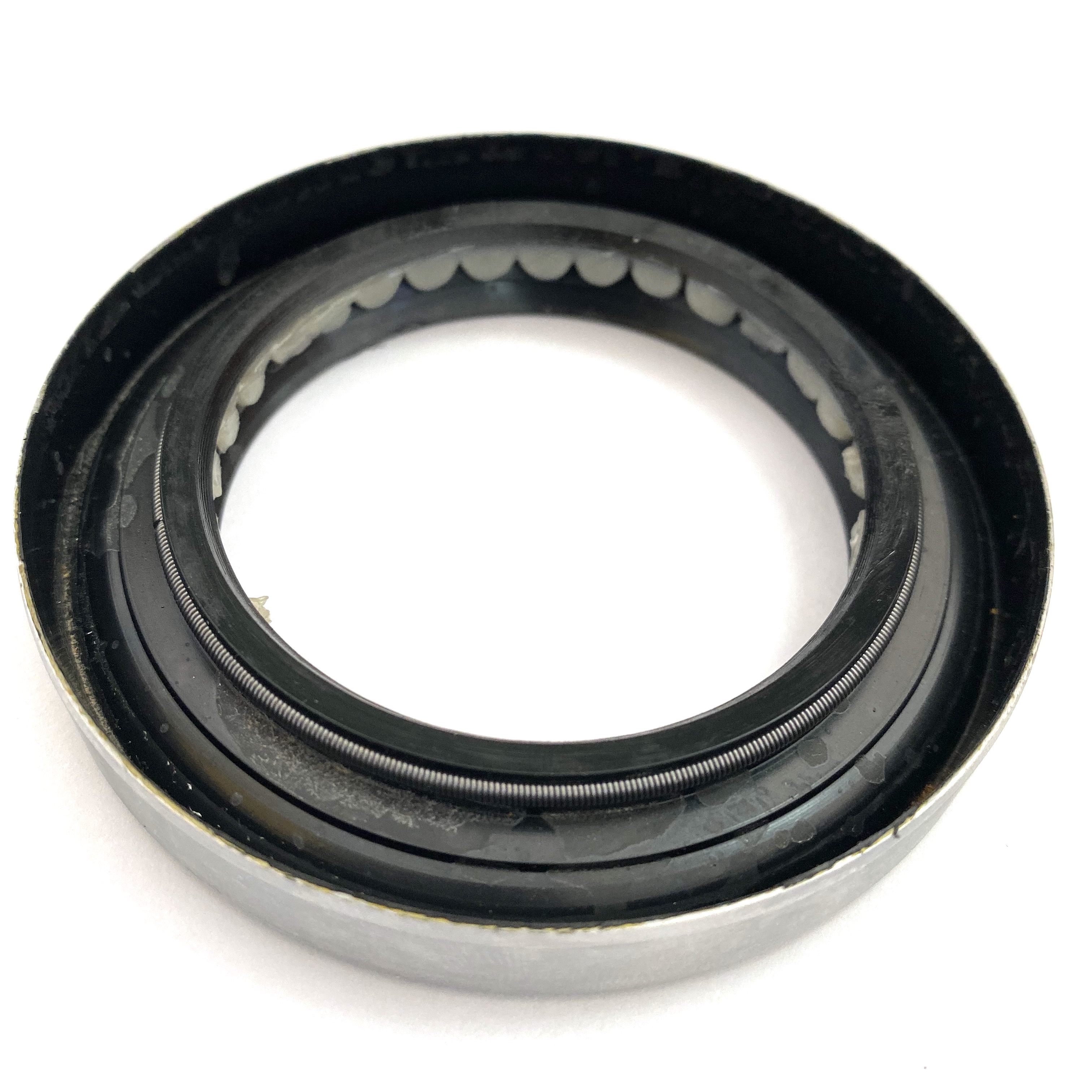 Sello de aceite del eje XTSEAO TB2Y tamaño 52 * 76 * 11 OEM 8980093410 para material de nitrilo ISUZ U negro